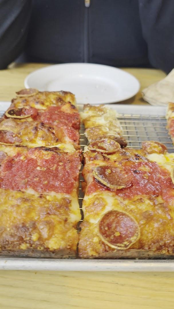 Emmy Squared Pizza: East Nashville