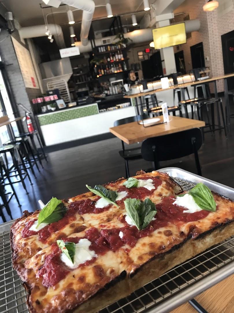 Emmy Squared Pizza: East Nashville