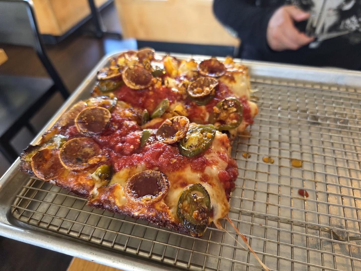 Emmy Squared Pizza: East Nashville